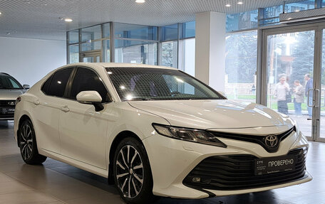 Toyota Camry, 2020 год, 2 699 000 рублей, 7 фотография