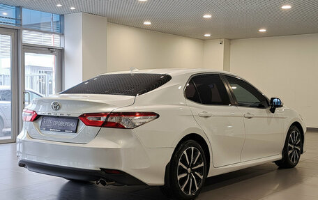 Toyota Camry, 2020 год, 2 699 000 рублей, 9 фотография