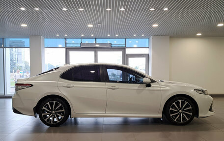 Toyota Camry, 2020 год, 2 699 000 рублей, 8 фотография