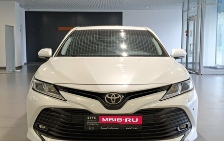 Toyota Camry, 2020 год, 2 699 000 рублей, 6 фотография