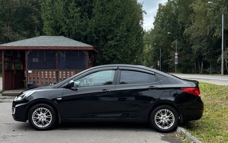 Hyundai Solaris II рестайлинг, 2011 год, 480 000 рублей, 4 фотография
