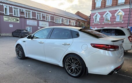 KIA Optima IV, 2017 год, 2 000 000 рублей, 9 фотография