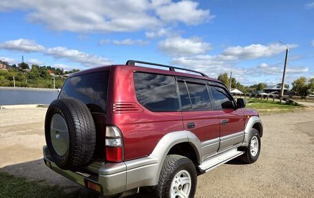 Toyota Land Cruiser Prado 90 рестайлинг, 1998 год, 950 000 рублей, 3 фотография