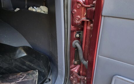Toyota Land Cruiser Prado 90 рестайлинг, 1998 год, 950 000 рублей, 29 фотография