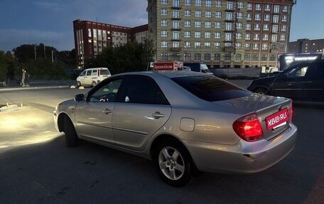 Toyota Camry V40, 2004 год, 920 000 рублей, 3 фотография