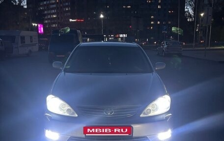 Toyota Camry V40, 2004 год, 920 000 рублей, 4 фотография