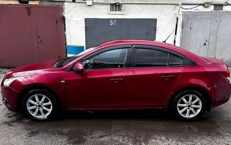 Chevrolet Cruze II, 2010 год, 490 000 рублей, 5 фотография