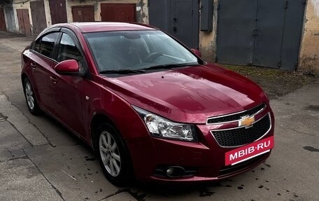 Chevrolet Cruze II, 2010 год, 490 000 рублей, 2 фотография