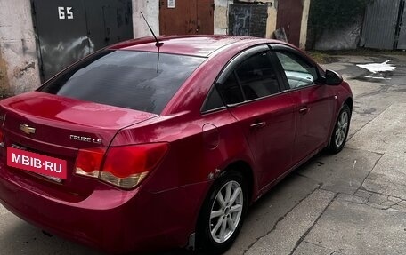 Chevrolet Cruze II, 2010 год, 490 000 рублей, 4 фотография