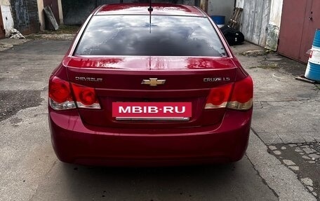 Chevrolet Cruze II, 2010 год, 490 000 рублей, 3 фотография