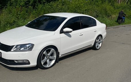 Volkswagen Passat B7, 2013 год, 1 150 000 рублей, 2 фотография