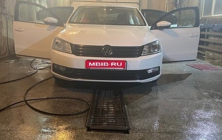 Volkswagen Passat B7, 2013 год, 1 150 000 рублей, 10 фотография
