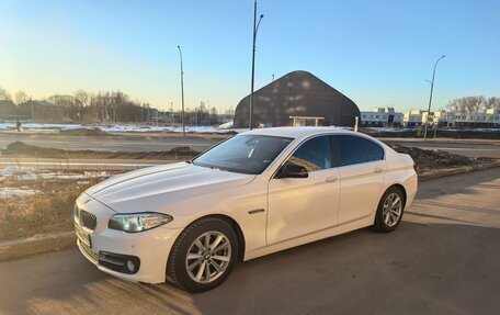 BMW 5 серия, 2014 год, 1 800 000 рублей, 2 фотография