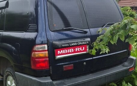 Toyota Land Cruiser 80 рестайлинг, 1998 год, 1 600 000 рублей, 6 фотография