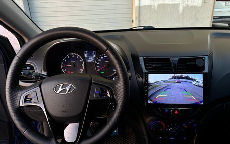Hyundai Solaris II рестайлинг, 2015 год, 850 000 рублей, 10 фотография