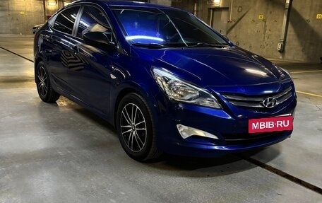 Hyundai Solaris II рестайлинг, 2015 год, 850 000 рублей, 2 фотография
