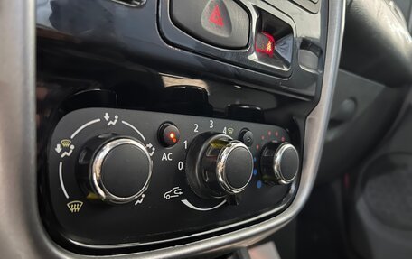 Renault Duster I рестайлинг, 2013 год, 890 000 рублей, 17 фотография