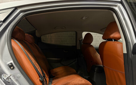 Hyundai Elantra V, 2013 год, 890 000 рублей, 11 фотография