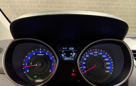 Hyundai Elantra V, 2013 год, 890 000 рублей, 20 фотография