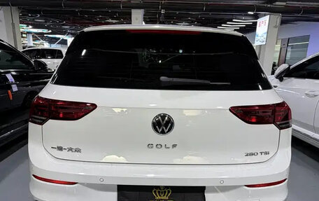 Volkswagen Golf VIII, 2024 год, 2 107 000 рублей, 5 фотография