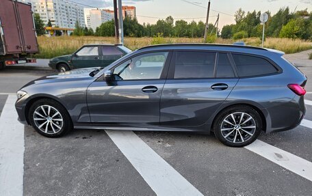 BMW 3 серия, 2020 год, 2 450 000 рублей, 15 фотография