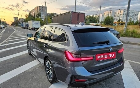 BMW 3 серия, 2020 год, 2 450 000 рублей, 13 фотография