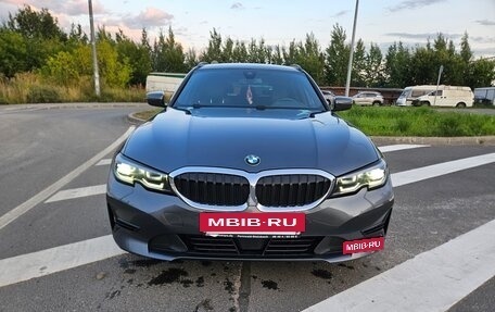 BMW 3 серия, 2020 год, 2 450 000 рублей, 16 фотография