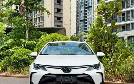 Toyota Corolla, 2022 год, 2 фотография
