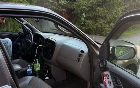 Ford Escape II, 2002 год, 400 000 рублей, 11 фотография