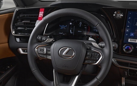 Lexus RX IV рестайлинг, 2025 год, 8 367 000 рублей, 18 фотография