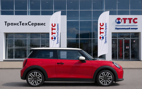 MINI Hatch, 2024 год, 4 330 000 рублей, 5 фотография