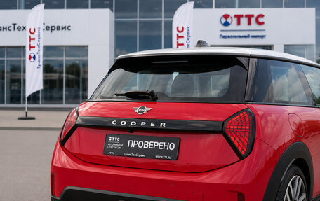 MINI Hatch, 2024 год, 4 330 000 рублей, 10 фотография