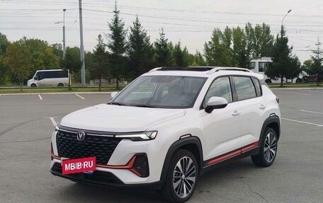 Changan CS35 Plus, 2024 год, 1 780 000 рублей, 2 фотография