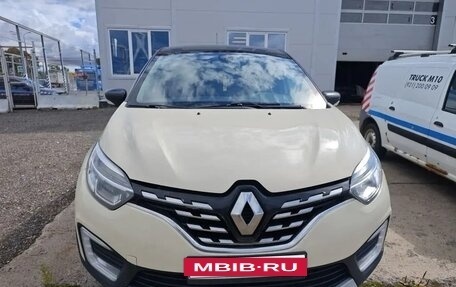 Renault Kaptur I рестайлинг, 2019 год, 1 499 999 рублей, 3 фотография