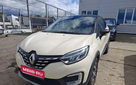 Renault Kaptur I рестайлинг, 2019 год, 1 499 999 рублей, 4 фотография
