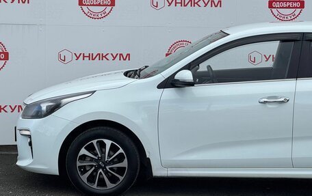 KIA Rio IV, 2018 год, 1 299 000 рублей, 12 фотография