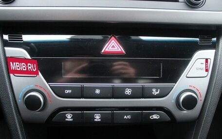 Hyundai Elantra VI рестайлинг, 2017 год, 1 479 000 рублей, 10 фотография