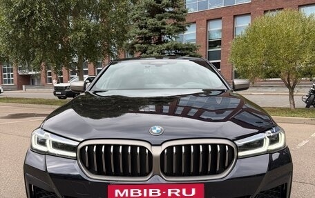 BMW 5 серия, 2021 год, 8 700 000 рублей, 2 фотография