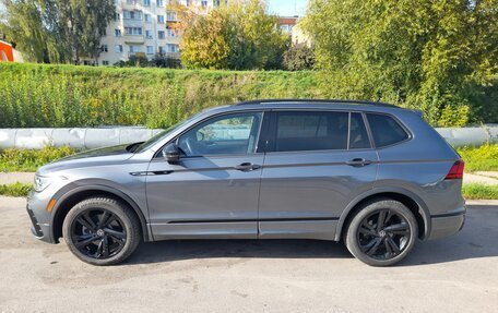 Volkswagen Tiguan II, 2024 год, 4 400 000 рублей, 4 фотография