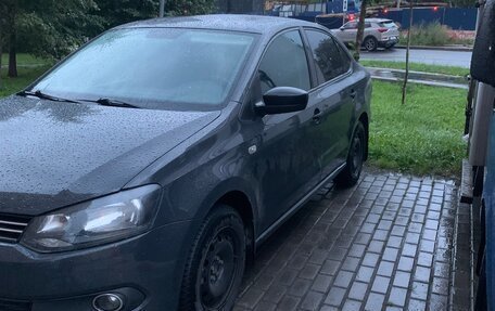Volkswagen Polo VI (EU Market), 2013 год, 650 000 рублей, 2 фотография