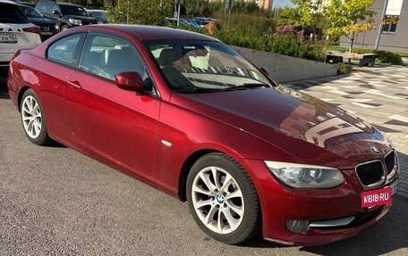 BMW 3 серия, 2010 год, 1 600 000 рублей, 3 фотография