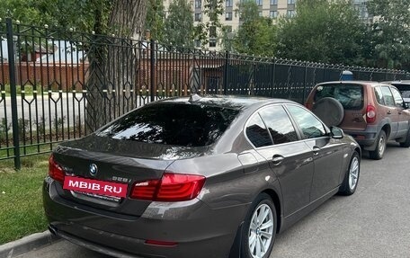 BMW 5 серия, 2013 год, 2 000 000 рублей, 2 фотография