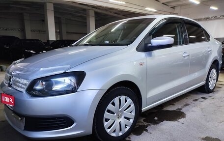 Volkswagen Polo VI (EU Market), 2012 год, 850 000 рублей, 1 фотография