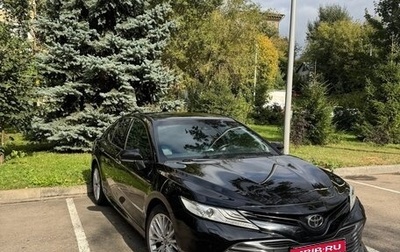 Toyota Camry, 2018 год, 2 610 000 рублей, 1 фотография