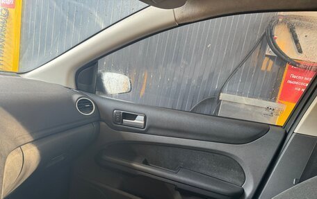 Ford Focus II рестайлинг, 2006 год, 400 000 рублей, 17 фотография