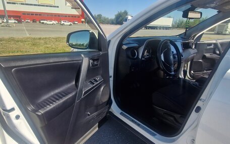 Toyota RAV4, 2014 год, 2 300 000 рублей, 9 фотография