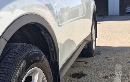Toyota RAV4, 2014 год, 2 300 000 рублей, 24 фотография