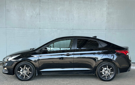 Hyundai Solaris II рестайлинг, 2017 год, 1 075 000 рублей, 4 фотография