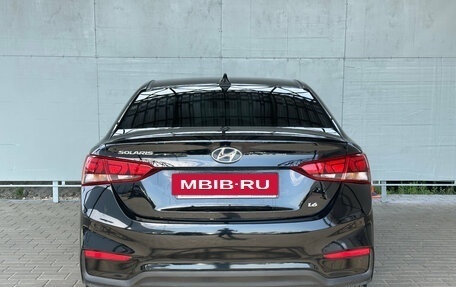 Hyundai Solaris II рестайлинг, 2017 год, 1 075 000 рублей, 6 фотография