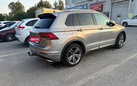 Volkswagen Tiguan II, 2020 год, 3 000 000 рублей, 4 фотография